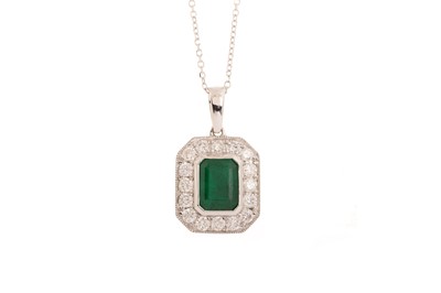 Lot 673 - EMERALD AND DIAMOND PENDANT