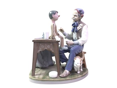 Lot 188 - LLADRO FIGURE OF THE PUPPET PAINTER