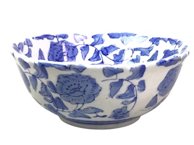 Lot 310 - GROUP OF BLUE AND WHITE CERAMICS