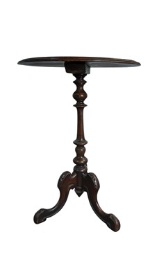 Lot 316 - WALNUT CIRCULAR TABLE