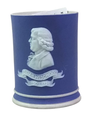 Lot 382 - WEDGWOOD JASPERWARE SPILL VASE