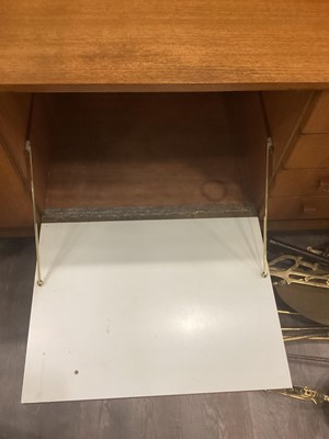 Lot 487 - GIMSON & SLATER, 'VESPER' TEAK SIDEBOARD