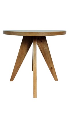 Lot 560 - CONTEMPORARY OAK OCCASIONAL TABLE