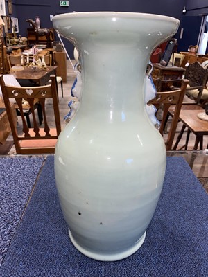 Lot 1278 - CHINESE 'FOO DOG' VASE