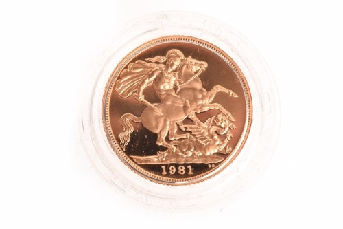 Lot 508 - GOLD PROOF SOVEREIGN DATED 1981 in capsule, in...