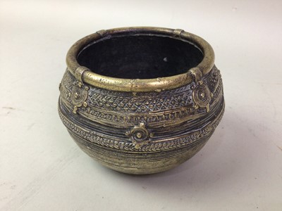 Lot 819 - BENIN STYLE CAST METAL BUST