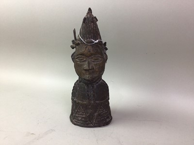 Lot 819 - BENIN STYLE CAST METAL BUST