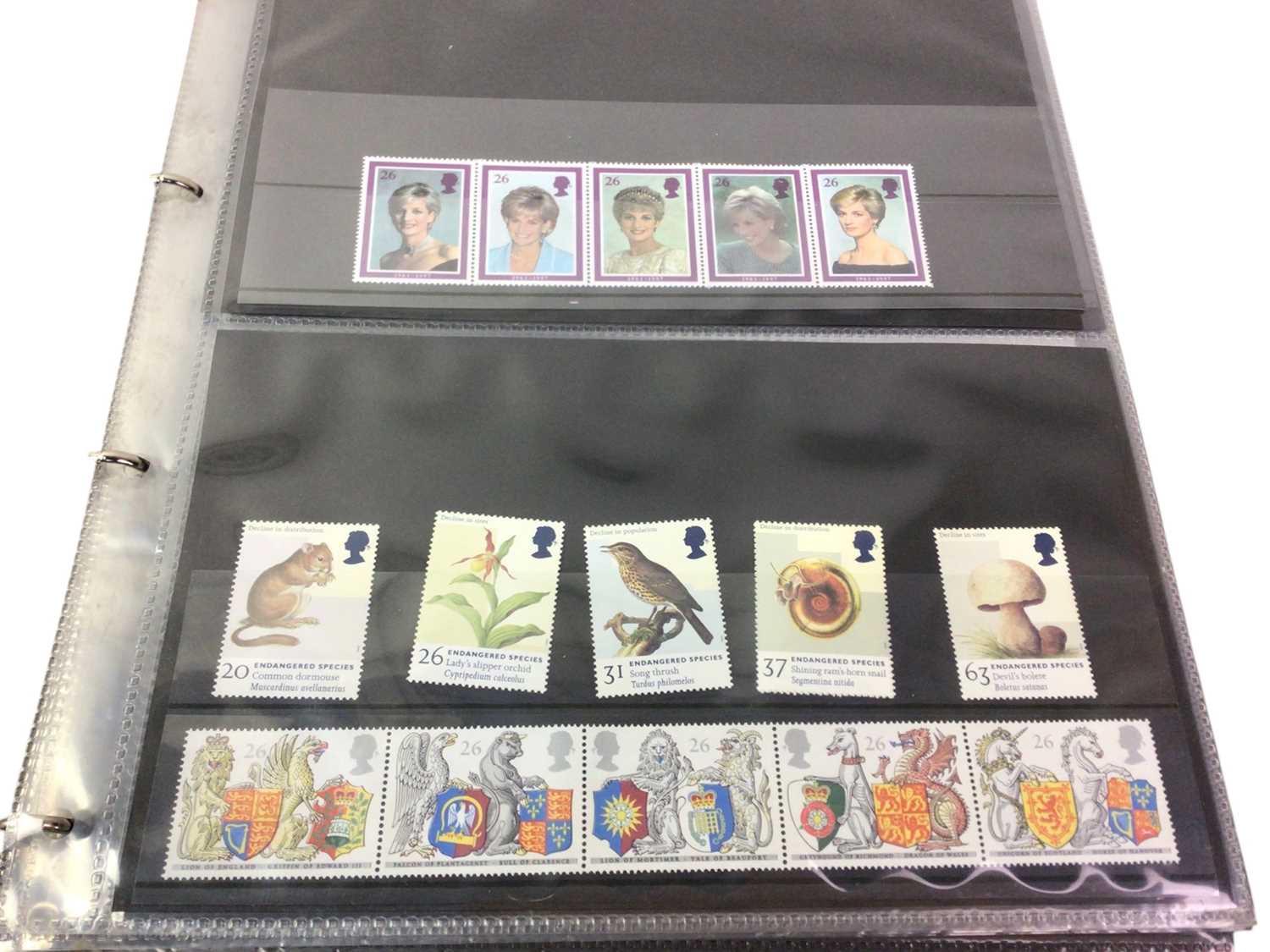 Lot 122 - COLLECTION OF GREAT BRITAIN STAMPS