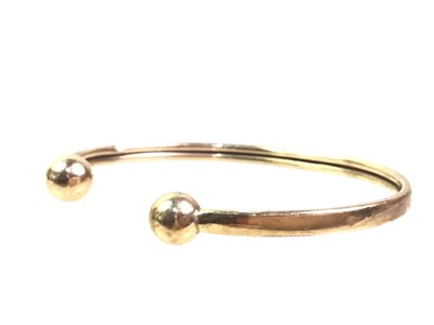 Lot 184 - GOLD TORQUE BANGLE