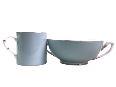 Lot 343 - ROYAL WORCESTER DINNER AND TEA SERVICE