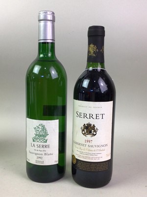 Lot 359 - ELEVEN ASSORTED WINES