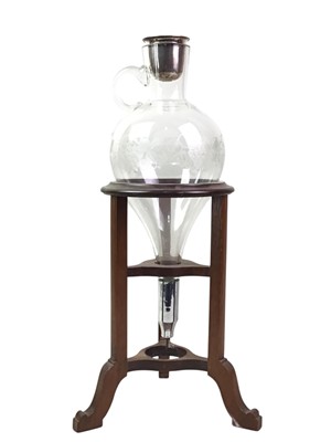 Lot 318 - ETCHED GLASS WINE AERATOR
