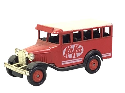 Lot 281 - GROUP OF MODEL VEHICLES