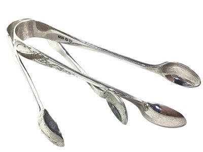 Lot 388 - PAIR OF VICTORIAN SILVER BUTTER KNIVES