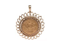 Lot 603 - GOLD SOVEREIGN DATED 1926 in a nine carat gold...