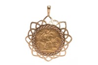 Lot 604 - GOLD SOVEREIGN DATED 1926 in a pendant mount,...