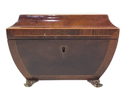 Lot 542 - VICTORIAN MAHOGANY AND ROSEWOOD TEA CADDY