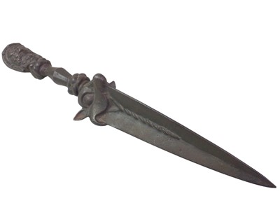 Lot 538 - TIBETAN CAST METAL BUDDHIST RITUAL PHURBA DAGGER