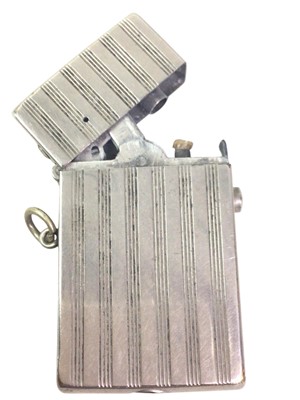 Lot 571 - HAHWAY PATENT 3 LIGHTER.