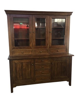 Lot 565 - CONTEMPORARY HARDWOOD DISPLAY CABINET