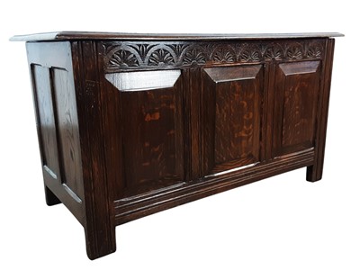 Lot 574 - VICTORIAN OAK BLANKET CHEST