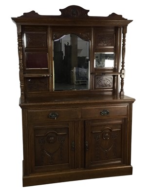 Lot 603 - VICTORIAN OAK MIRRORED BACK SIDEBOARD