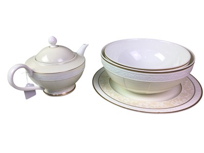 Lot 627 - VILLEROY & BOCH, IVOIRE CHATEAU COLLECTION PART DINNER SERVICE