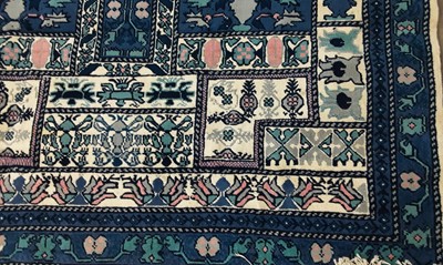 Lot 704 - TUNISIAN BORDERED RUG