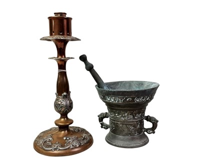 Lot 706 - BRONZE PESTLE AND MORTAR