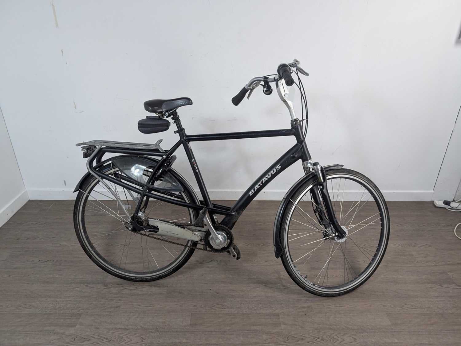 Lot 100 - BATAVUS MAMBO SPIRIT CITY BIKE
