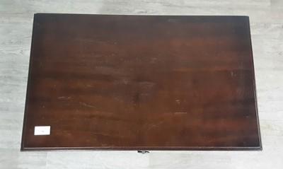 Lot 75 - MAHOGANY TABLE CANTEEN OF SILVER PLATED CUTLERY