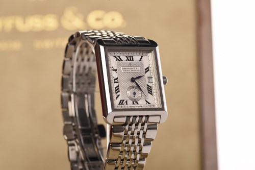 Lot 802 - GENTLEMAN'S DREYFUSS AND CO. STAINLESS STEEL...