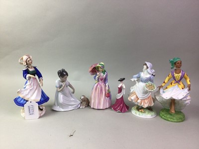 Lot 122 - COLLECTION OF CERAMIC FIGURES