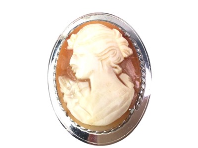 Lot 127 - COLLECTION OF COSTUME JEWELLERY