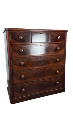 Lot 257 - VICTORIAN MAHOGANY CHEST OF DRAWERS
