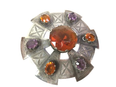 Lot 164 - LARGE WHITE METAL PLAID BROOCH