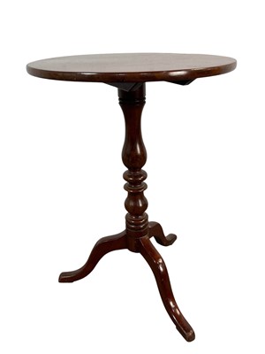 Lot 224 - VICTORIAN MAHOGANY TILT TOP TABLE