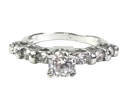 Lot 274 - GROUP OF COSTUME JEWELLERY