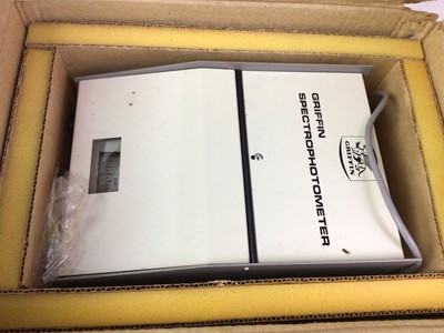 Lot 368 - BAIRD & TATLOCK RESISTENCE BOX