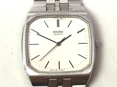 Lot 321 - VINTAGE SEIKO LCD ALARM CHRONOGRAPH WRIST WATCH