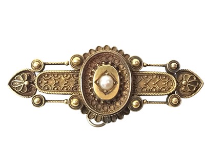 Lot 390 - TWO GOLD BROOCHES