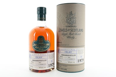 Lot 143 - **BUNNAHABHAIN 1979 25 YEAR OLD LOMBARD JEWELS OF SCOTLAND