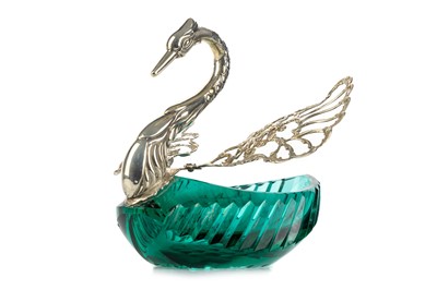 Lot 991 - SILVER AND GREEN GLASS TABLE SALT DISH