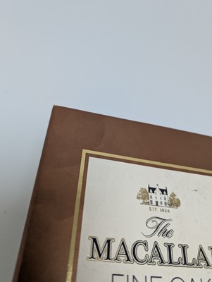 Lot 218 - MACALLAN 25 YEAR OLD FINE OAK