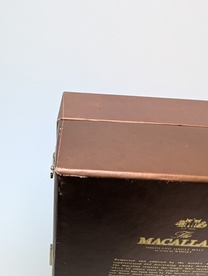 Lot 218 - MACALLAN 25 YEAR OLD FINE OAK