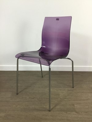 Lot 571 - ROBERTO FOSCHIA (ITALIAN, PAIR OF CHAIRS