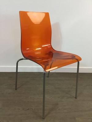 Lot 571 - ROBERTO FOSCHIA (ITALIAN, PAIR OF CHAIRS