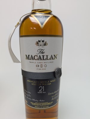 Lot 234 - MACALLAN 21 YEAR OLD FINE OAK