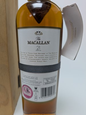 Lot 234 - MACALLAN 21 YEAR OLD FINE OAK