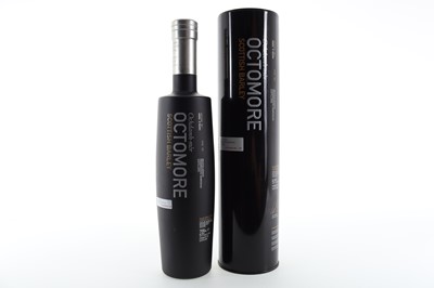 Lot 256 - OCTOMORE 06.1 5 YEAR OLD SCOTTISH BARLEY